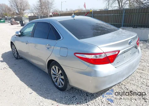 2015 Toyota Camry Hybrid Xle z USA, uszkodzony, nr VIN 4T1BD1FKXFU159875